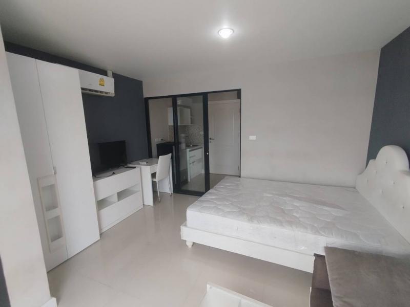 ขายคอนโด โครงการคาซ่า ฟรานซ์ เอแบค บางนา ใกล้เมกา บางนา พร้อมผู้เช่า จังหวัดสมุทรปราการที่ตั้ง : ตำบลบางเสาธง อำเภอบางเสาธง จังหวัดสมุทรปราการ 10570ขนาดพื้นที่ใช้สอย : 22.47 ตร.ม.รายละเอียด-ห้องสภาพดี พร้อมเข้าอยู่ -คอนโดสูง 8 ชั้น -อาคาร B ชั้น 5จำนวนห้อง-1 ห้องนอน-1 ห้องน้ำจุดเด่น-วิวสวย บรรยากาศดี-พร้อมผู้เช่า มีรายได้ทันที-ใกล้แหล่งอำนวยความสะดวกครบครัน-เดินทางสะด�