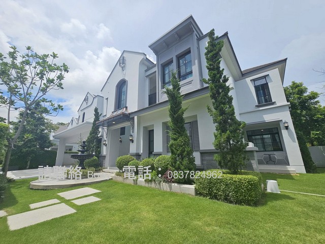 CC1453ให้เช่า บ้านเดี่ยวหรู2ชั้น Nantawan พระราม9 กรุงเทพกรีฑาตัดใหม่โครงการใหม่Land & HousesNear Wellington International School ใกล้รถไฟฟ้าสายสีเหลือง สถานีศรีกรีฑา เพียง 6 กม##  ให้เช่า ##Please directly contact : K.โบว์  083-782-4962ให้เช่า บ้านเดี่ยวนันทวันพระรามเก้า-กรุงเทพกรีฑาตัดใหม่ Nantawan Rama 9-New Krungthepkreetha ใกล้จุดขึ้นลงทางด่วนศรีรัชฯ ใกล้วงแหวนกาญจนาภิเษกด้านหน้าหันทิศเหนือ แปลงมุม ติดคลับเฮ้าส์ ขนาด 141 ตารางวาพื้นที่ใช้�