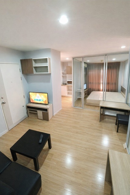 MRT ศรีนุช 1.9กม.ให้เช่าลุมพินี วิลล์ อ่อนนุช-พัฒนาการ  23 ตร.ม. เฟอร์ฯ และเครื่องใช้ไฟฟ้าครบ 6,999 B-M. รร.นานาชาติ Bangkok Prep 3 กม.ทำเลดีใกล้ทางด่วน และศูนย์การค้า เหมาะสำหรับอยู่อาศัย พาราไดซ์ พาร์ค 2.8 กม. เดินทางสะดวก บรรยากาศดี ปลอดภัย สิ่งอำนวยความสะดวกครบครันMRT Srinuch 1.9km Condo for rent Lumpini Ville On Nut-Pattanakarn 23 sq.m. fully furnished and equipped with appliances  6,999 B-M. 1.9 km. from MRT Srinuch Bangkok Prep International School 3 km. away excellent location near the expressway and shopping centers Paradise Park 2.8 km. away convenient transportation pleasant