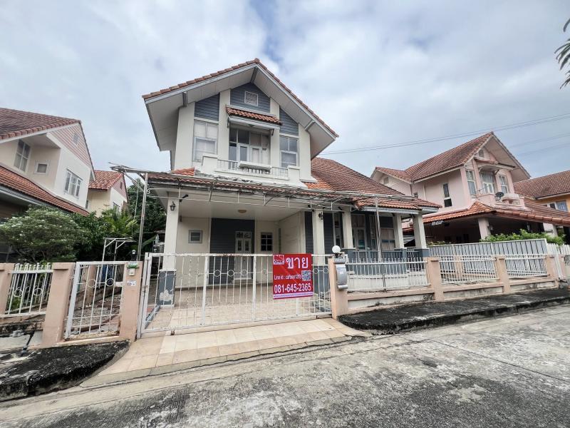 M10500 บ้านเดี่ยว วรารักษ์ รังสิต-คลอง 3 ราคา 2,790,000 บาท ค่าโอน 50/50 เลขที่ 29/1661 ซอย 1 ถนนเลียบคลองสาม ตำบลคลองสาม อำเภอคลองหลวง จังหวัดปทุมธานี รายละเอียดทรัพย์ - ขนาด 55.8 ตารางวา - 2 ชั้น - 3 นอน - 3 น้ำ - หน้าบ้านทิศใต้สนใจสอบถามเพิ่มเติมได้ที่ คุณจิรายุ พุกกะเวส (โค้ชตูน)081-645-2365 REALTY ONE Estate (Thailand) Public Co.,Ltd http://www.homed4u.com/https://www.r1estate.comhttps://realtyone.co.th/(ในสังกัดสมาคมนายหน้าอสังหาริมทรัพย์ไทย)(สังกัดสมาพันธ์ที่ปรึก