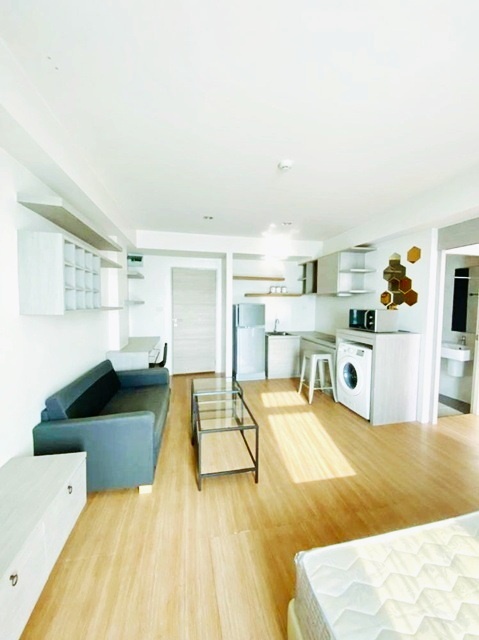 ให้เช่าคอนโด เดอะ จีโอ การ์ดิน หลักหก 1นอน ม.รังสิต 2กม. 42ตร.ม. ห้องขนาดใหญ่ 1น้ำ  โรบินสัน ศรีสมาน 2.3กม.  เฟอร์ฯครบ 12,998 B-M. บรรยากาศสงบ เป็นส่วนตัว เหมาะอยู่อาศัย เดินทางสะดวก ใกล้รถไฟฟ้าสายสีแดง รังสิต ทำเลสะดวก ใกล้แหล่งชุมชนfor rent The Geo Garden LakHok 1bed Rangsit University 2km. 42sq.m. spacious room Condo 1bath Robinson SriSaman 2.3km.  Convenient location close to community amenities and   fully furnished  12,998B-M.  Peaceful and private atmosphere ideal for living Convenient transportation near Rangsit Red Line BTSถ.สรงประภา เชิดวุฒากาศ  ตำบลหลักห�