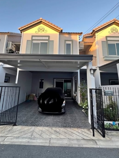 N6115 ให้เช่าทาวน์โฮมไลฟ์ อิน เดอะ การ์เด้น สุขุมวิท-บางแสน บ้านสวน ต.ห้วยกะปิ อ.เมือง จ.ชลบุรีค่าเช่า 20,000 บาท 3 Beds 3 Baths Townhouse บ้านสวน จตุจักร, ห้วยกะปิ, ชลบุรี, ชลบุรี 20000, ประเทศไทย บ้านทาวโฮมโครงการไลฟ์ อิน เดอะ การ์เด้น สุขุมวิท-บางแสน พื้นที่ 156 ตร.ม. เนื้อที่ 24.9 ตร.ว ไม่ไกลจากแลนด์มาร์กชลบุรี เพื่อนบ้านน่ารัก จะเช่าอยู่อาศัยหรือเป็นออฟฟิศก็ดี สิ่งอำนวยความสะดวกครบครัน สร