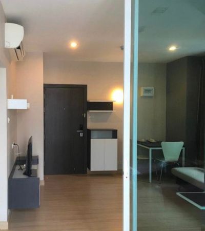 For Sale: 2.1 Million THB*OnePlus Klongchon 3Near Chiang Mai University & Nimman Swimming pool view | Prime location.Unit Details• Size: 29 sq.m.• 7th floor — pool view1 bedroom1 bathroom1 kitchen1 balcony.Golden-location condo near CMU & NimmanSpacious unit with open views and Doi Suthep sceneryFully built-in furniture + complete appliance setNew project with excellent facilities: swimming pool, fitness, 24-hr securityForeign quota available.Nearby Places• Chiang Mai University — 5 mins• Nimman — 5 mins• MAYA Lifestyle Shopping Center — 8 mins• CMU Demonstration School — 10 mins• Rajamangala University of Technology Lanna — 12 mins• Maharaj Nakorn Chiang Mai Hospital — 12 mins.Why This Condo Stands Out• Excellent location on Klong Chonpratan Road• Between Chiang Mai University and Nimmanhaemin• Ample parking• Well-managed juristic office• Key-card access at main gate & building• 24-hour security guards• Fitness center• Swimming