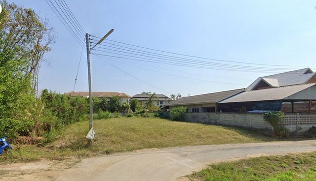 ขายที่ดิน 1.85 ล้าน 130 ตรว. #เหมืองแก้ว #แม่ริม เชียงใหม่ ทำเลดี ใกล้แหล่งชุมชน เดินทางสะดวก:มหาวิทยาลัยแม่โจ้ 10 นาทีโรงพยาบาลสันทราย 10 นาทีเข้าเมืองเชียงใหม่ 30 นาที Land for Sale – #MuangKaew, #MaeRim, Chiang Mai  Great location near local communityLand size: 130 sq.wahPrice: 1,850,000 THB Convenient access:10 mins to Maejo University10 mins to Sansai Hospital30 mins to Chiang Mai cityอยากได้อสังหาโซนไหน สอบถามเข้ามาได้เลยต้องการอสังหาแบบไหนที่ Northern Land Chiangmai เรามีครบ ครอบคลุม #ทั่วเชียงใหม่ ไม่ว่าจะเป็น#�