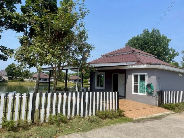 บ้านชั้นเดียว #ติดน้ำ ให้เช่า 16,000 บาท/เดือน #สันทราย เชียงใหม่ #เฟอร์นิเจอร์ครบ #หิ้วกระเป๋าพร้อมเข้าอยู่ได้เลยรายละเอียดบ้าน:2 ห้องนอน 2 ห้องน้ำครัวฝรั่ง + ห้องรับแขกระเบียง + ที่จอดรถ + สวนแอร์ 3 เครื่องทีวี, ตู้เย็น, เครื่องทำน้ำอุ่น 2 เครื่องฮูดดูดควัน + เตาแก๊สเครื่องซักผ้า + ไมโครเวฟค่าเช่า 16,000 บาท/เดือน (รวมค่าส่วนกลางและค่าตัดหญ้าแล้ว)อยากได้อสังหาโซนไหน สอบถ�