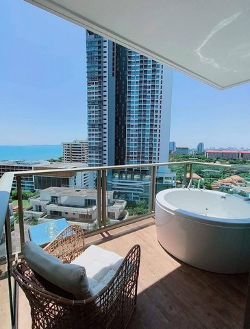 LV53377 ขาย เดอะ ริเวียร่า โมนาโค คอนโด พัทยา The Riviera Monaco Condo Pattaya ทำเลศักยภาพ เดินทางสะดวกสบายราคาขาย : 5.49 ล้านบาท (ตกแต่งใหม่) โอน 50/50ที่ตั้ง : นาจอมเทียน ซ.4 อ.สัตหีบ จ.ชลบุรี 20250ชื่อโครงการ :  เดอะ ริเวียร่า โมนาโค คอนโด พัทยา / The Riviera Monaco Condo Pattayaรายละเอียด : - ห้องขนาด 45 ตร.ม.- สัตว์เลี้ยงได้เฉพาะตัวเล็ก- ชั้น 14 ห้องหัวมุม- มีอ่างจากุซซี่ริมระเบียง- วิวทะเล และ วิวเมือง- ชื่อคนไทยสิ่งอำนวยควา�