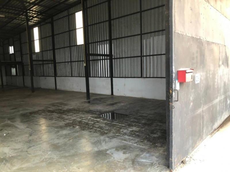 ให้เช่าโกดัง ขนาดพื้นที่ 270 ตรม. สุวินทวงศ์ มีนบุรี ใกล้ Mega Home สุวินทวงศ์สนใจติดต่อ คุณเจี๊ยบ Tel. 081 416 4142 Tel. 094 448 5038id : jeab_chick (สามารถแอดไลน์ สอบถามได้ คะ)โกดัง ขนาดพื้นที่ 270 ตรม.ราคา 27,000 บาท/เดือนสัญญาเช่าขั้นต่ำ 1 ปีสถานที่ใกล้เคียงโลตัสมีนบุรีMega Home สุวินทวงศ์ซาฟารีเวิลด์***น้ำไม่ท่วมรถเข้าส่งของสะดวกสนใจติดต่อ คุณเจี๊ยบTel. 081 416 4142Tel. 094 448 5038id : jeab_chickPL. Real Estate Brokerhttp://www.kaibaanteedin.comบริการรับฝากเช่า/ขา