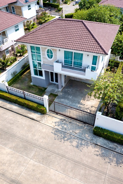 พันท้ายนรสิงห์ นิคมอุตสาหกรรมสินสาคร 2.4 กม.เฟอร์ครบ วงแหวน พระราม 2 ฟังก์ชัน 4 นอน  26,998 B-M. ให้เช่าบ้านเดี่ยว หลังมุม ทำเลดีมาก  3 น้ำ ใกล้สวนสาธารณะ ตลาดพันท้ายมาร์เก็ต 650 ม. เหมาะอยู่อาศัย 59 ตร.วา. 236 ตร.ม.   ศุภาลัย ทำเลส่วนตัว หน้าบ้านไม่ติดใคร บรรยากาศสงบ PhanthaiNorasingh near Sinsakhon Industrial Estate 2.4km. fully furnished Rama2 Ring Road 4bed Single house for rent corner  26,998 B-M  excellent location  3 bath close to public park and Phanthai Market 650 m. suitable for living 59 sq.wa. 236 sq.m.   private location no neighbors directly in front peaceful atmosphere