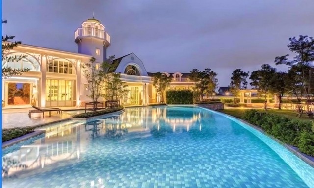 ให้เช่าบ้านเดี่ยว2ชั้น(Byแสนสิริ ถ.ปัญญาอินทรา)หน้าบ้านหันทิศใต้ บ้านเดี่ยวสไตล์ อังกฤษ-พื้นที่ใช้สอย 164 ตรม. ที่ดิน 58 ตรว.-3 ห้องนอน 3 ห้องน้ำ -1 ห้องนั่งเล่น และ 1ห้องครัว -แอร์4ตัว เฟอร์นิเจอร์ครบ-2 ที่จอดรถอยู่ถนน เลียบคลองสอง (ปัญญาอินทรา) ทะลุออกรามอินทรา109 ได้โลเคชั่นใกล้… -บิ๊กซี หทัยราษฎร์- โลตัส เลียบคลองสอง- แมคโคร เลียบคลองสอง- แฟชั่นไอส์แลนด์- แมคซ์ แวลู คู้บ�