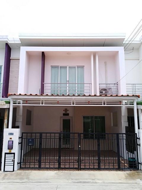 ให้เช่าทาวน์เฮาส์ 2 ชั้น 3 ห้องนอน โครงการพฤกษาทาวน์ เน็กซ์ อ่อนนุช – พระราม 9 เฉลิมพระเกียรติ ร.9 ซอย 87 โซนหน้าหมู่บ้านติดต่อ:: ชยา โทร/ID Line:: 0942823961Link Line:: https://line.me/ti/p/3xFA1An8Kcรหัส# T26-082โฮมออฟฟิศ 2 ชั้น พฤกษาทาวน์ เน็กซ์ อ่อนนุช – พระราม 9 เฉลิมพระเกียรติ ร.9 ซอย 87เนื้อที่ 18 ตร.ว.3 ห้องนอน2 ห้องน้ำ2 ที่จอดรถโซนหน้าหมู่บ้านหลังบ้านเป็นสระว่ายน้ำ วิวดี อากาศถ่ายเทข้างบ้านเป็นสวนหมู่บ้าน 1 ไร�