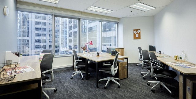 ออฟฟิศตกแต่งพร้อมใช้ เพลินจิต อาคารออลซีซั่นล์ เพลส (MThai) มีพนักงาน 1 ท่านขึ้นไป  ลุมพินี ปทุมวัน  บีทีเอส เพลินจิต โทร 025125909,  084-543-4833 ดูข้อมูลอาคารอื่นที่ www.irentoffice.com ยินดีรับฝากขาย-เช่าสำนักงาน- สัญญาเช่า     3 – 12  เดือน - รองรับพนักงานตั้งแต่ 1 ท่านขึ้นไป ราคาค่าเช่าประมาณ 8,000 บาทขึ้นไป- มีอุปกรณ์สำนักงานครบทั้งโต๊ะ เก้าอี้ ตู้เก็บเอกสาร พร้อมใช้- ระบบอินเตอร์เน็ต และ wifi ตลอดร