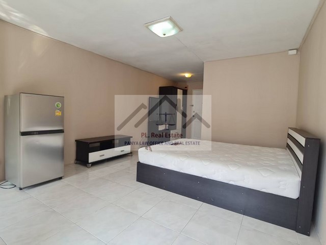 ให้เช่าคอนโด ชั้น 7 อาคาร B โครงการคอนโดแฟมมิลี ปาร์ค คอนโดมิเนียม 1310 ย่านสุทธิสาร ลาดพร้าว ใกล้ MRT สุทธิสาร และ MRT ภาวนา ราคาเช่า 7,000 บาท / เดือน ( สัญญาขั้นต่ำ 1 ปี ประกัน 2 เดือน ล่วงหน้า 1 เดือน )ที่ตั้ง ถนนลาดพร้าว ซอยลาดพร้าว 48 แขวงสามเสนนอก เขตห้วยขวาง กรุงเทพมหานคร 10310ติดต่อ : คุณภัสพงณ์ 0634098164Line : binkem22https://www.facebook.com/profile.php?id=61581484955548พื้นที่ใช้สอย 30 ตารางเมตร ชั้น 7 อาคาร B จำนวน 1 ห้องสตูดิ