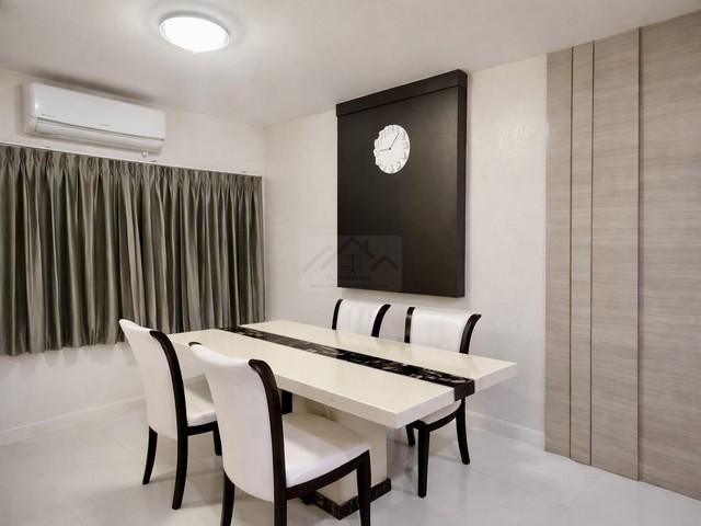 ให้เช่า ทาวน์โฮม หมู่บ้าน เดอะไพรเวท อ่อนนุช 36 สุขุมวิท 77 The Private Onnut 36 ตกแต่งพร้อมอยู่*** ราคาเช่า 32,000 บาท/เดือน ประกัน 2 ล่วงหน้า 1 ( 2 ปี -31,000, 3 ปี - 30,000)- ไม่รับสัตว์เลี้ยง/ ไม่รับจดทะเบียนบริษัท/ ไม่รับลูกค้าคนจีนติดต่อ คุณช่อผกา โทร 0616198565 LINE 0616198565สำรอง LINE 0812523279 ส่งลิ้งก์ไว้ได้เลยรหัส# T26-084ทาวน์โฮม 3 ชั้น หมู่บ้านเดอะไพรเวท อ่อนนุช 36 สุขุมวิท 77 ตกแต่งเฟอร์นิเจอร์บิ้วอิน- เนื้อที่ 21.2 ตรว.- �