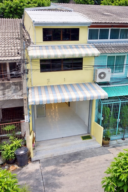 5นอน 3น้ำ ตลาดบางโพงพาง 1.2 กม. ซ.สาธุประดิษฐ์ 52-60   BRT วัดดอกไม้ 1.0 กม.อาคารพาณิชย์ให้เช่า 4 ชั้น รีโนเวทใหม่ ฟังก์ชันและแหล่งไลฟ์สไตล์พระราม 3 พื้นที่ใช้สอย 18 ตร.วา. 288 ตร.ม.17,998 B-M. เงียบสงบ เป็นส่วนตัว เหมาะอยู่อาศัย หรือโฮมออฟฟิศ ถ.พระราม3 สาธุประดิษฐ์5bed 3bath on Rama3 SathuPradit 52-60 Road  BRT WatDokMai 1.0km. 4 story renovated commercial building for rent 5 1.2 km to Bang Phong Phang Market and Rama 3 lifestyle area land size 18 sq.wa. usable area 288 sq.m. rent 17,998 B-M quiet private suitable for residence or home office  ถ.พระราม3 ซ.สาธุประดิษ�