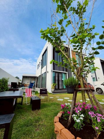 โซนหางดง ขายเพียง 8.8 ล้าน 83 ตรว. บ้านพูลวิลล่า 2 ชั้น #หลังมุม #เฟอร์นิเจอร์ครบ บรรยากาศดี โล่ง โปร่ง เป็นส่วนตัว พร้อมดำเนินกิจการ #Airbnb ต่อได้ทันที | ผลตอบแทนดีต่อเนื่องรายละเอียดบ้าน4 ห้องนอน | 4 ห้องน้ำที่ดินขนาด 83 ตารางวาพื้นที่ใช้สอยประมาณ 240 ตารางเมตรเฟอร์นิเจอร์ + อุปกรณ์ครบ พร้อมดำเนินกิจการมี อ่างจากุซซี่เจ้าของขาย เนื่องจากมีแผนย้ายประเทศบ้านหลังนี้ซื้อ