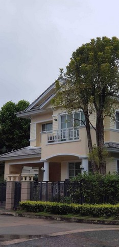 HRE282 ให้เช่าและขาย บ้านเดี่ยว2ชั้น หมู่บ้าน นันทวัน อ่อนนุช-พระราม9 เขตประเวศ ใกล้ สนามบินสุวรรณภูมิสนใจติดต่อ : คุณสราวุฒิ Tel. 0994108945 Line : 0994108945ให้เช่าเดือนละ 45,000 บาทล่วงหน้า 1เดือน มัดจำ2 เดือน สัญญา1ปีเนื้อที่ 84.9 ตรว  3นอน   4น้ำ 1ครัว  6แอร์  /1ห้องเก็บของใต้บันได /1ห้องเก็บของด้านนอก /1ห้องซักรีดด้านนอกพทใช้สอย 350ตรม. ประตูเข้าเปิดปิด อัตโนมัติ remoteเข้าออกสองทางทางด้านหน้า ออก ถ.�