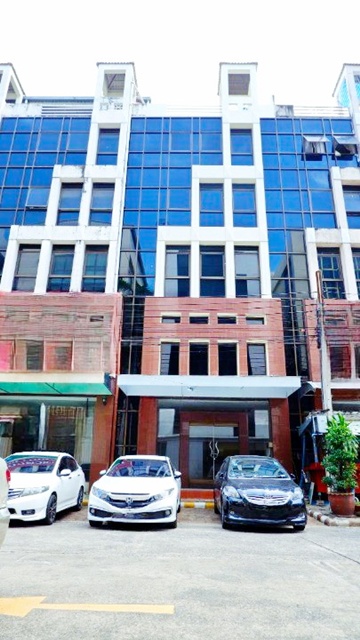 ใหญ่มาก MRTบางกะปิ 1.2กม. ให้เช่า-ขายอาคารสำนักงาน 6ชั้น+ดาดฟ้า ลาดพร้าว 101 26ตร.วา.  450ตร.ม. ฟังก์ชัน 4นอน 6 น้ำ 59,999 B-M. ใกล้เดอะมอลล์บางกะปิ 700 ม. เหมาะออฟฟิศ คลินิก และธุรกิจบริการ ทำเลศักยภาพ ขาย 15.99 ลบ. เดินทางง่าย ถ.ลาดพร้าว Biggest MRT BangKapi 1.2km. Office building 6Storeys for rent or sale Ladprao 101 land size 26sq.wa. usable area 450 sq.m. 4bed 6bath rent 59,999B-M. near The Mall Bang Kapi 700m. suitable for office clinic and service business prime location sale price 15.99 million THB easy access via Ladprao Roadถนนลาดพร้าว 101 แขวงคลองจั่น เขตบางกะปิ กรุงเท�