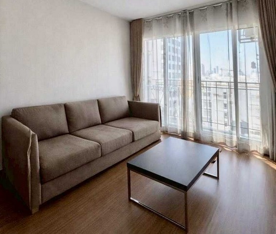 AOM 2453ขาย คอนโด Diamond Sukhumvit 50 (ไดมอนด์ สุขุมวิท 50)58 ตรม 2 นอน 2 น้ำ ห้องมุม ชั้นที่ 10  คอนโด   2  ห้องนอน   2   ห้องน้ำ   1  ห้องรับแขก   1  ห้องครัว ราคา 5,450,000รายละเอียดขาย คอนโด Diamond Sukhumvit 50 (ไดมอนด์ สุขุมวิท 50)58 ตรม 2 นอน 2 น้ำ ห้องมุม ชั้นที่ 10รายละเอียดพื้นที่ 58.8 ตร.ม.2 ห้องนอน 2 ห้องน้ำห้องนั่งเล่นขนาดใหญ่ แบ่งสัดส่วนชัดเจนครัวพร้อมเคาน์เตอร์ชั้นที่ 10 (อาคารสูง 31 ชั้น)ห้องมุม ระเบียงทิศเหนือที่จอดร