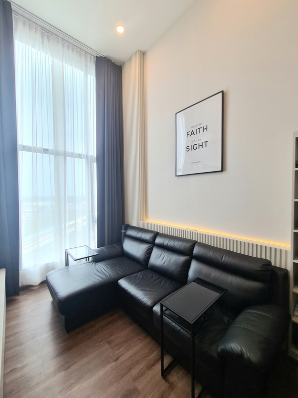 เจ้าของขายเอง  คอนโด Duplex ใกล้ BTS 2 สาย Knightsbridge พหลโยธิน อินเตอร์เชนจ์  ขายพร้อมผู้เช่า Yield 6.4%++ 