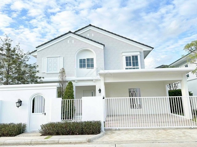 ให้เช่าบ้านเดี่ยว 2 ชั้น 67 ตร.วา ชัยพฤกษ์ บางนา กม.15 เฟอร์พร้อมอยู่ ใกล้ Mega Bangna, Central Village