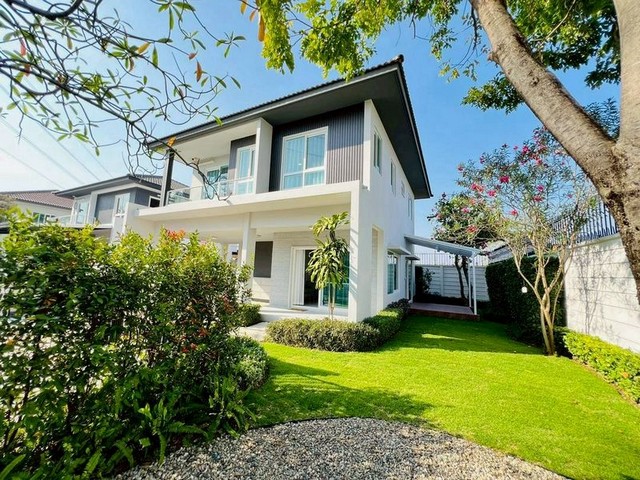 บ้านเดี่ยว 2 ชั้น บ้านใหม่ สภาพสวย พร้อมอยู่ เมือง    