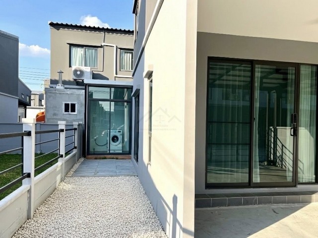 ให้เช่าทาวน์โฮม 2 ชั้นหลังมุม 3 ห้องอน โครงการ Pleno สุขุมวิท-บางนา 2 พร้อมเข้าอยู่ ใกล้เมกะบางนา