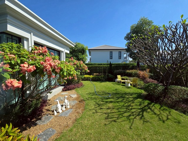 ขาย​บ้านหรูซอย​ รามคำแหงซอย4​ ขายพร้อมผู้เช่า ราคาดีทำเลดีติด ต่อผึ้งรติ 0619419639