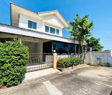  ขายบ้าน 2 ชั้น บ้านบุรีรมย์  รามอินทรา  ซาฟารี เนื้อที่ 37 ตรว