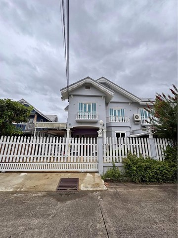 ให้เช่าบ้าน ใกล้โรงเรียนบางกอกพัฒนา และ เซ็นทรัลบางนา ซอยลาวาล46 สุขุมวิท105  ในโครงการ ศรีพงษ์ 3 ใกล้ MRT ศรีลาซาล, ลาซาล อเวนิว 