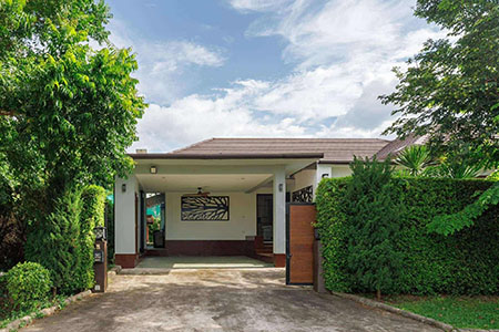 ให้เช่า  พูลวิลล่า มบ.วังตาล ใกล้นานาชาติลานนา ,ใกล้บิ๊กซีแม่เหียะ ต.สันผักหวาน อ.หางดง จ.เชียงใหม่ที่ดิน 106 ตรว. พท.ใช้สอย 130 ตรม. 3 ห้องนอน 3 ห้องน้ำ ให้เช่า 46,000฿/ ด.(+ ประกัน 2 เดือน )ใกล้รร.นานาชาติหลายแห่ง ไปสนามบินเชียงใหม่ 8 กม. ...........................................Please​ Contact ;  PhungTel.0946935153ID Line ; @dlive  (ใส่แอด@ข้างหน้าด้วยนะคะ) เน้นทักแชทก่อนนะคะหรือกดเพิ่มเพื่อนคลิ๊กที่ลิงค์นี้ค่ะ  https://lin.ee/yGDfeDs