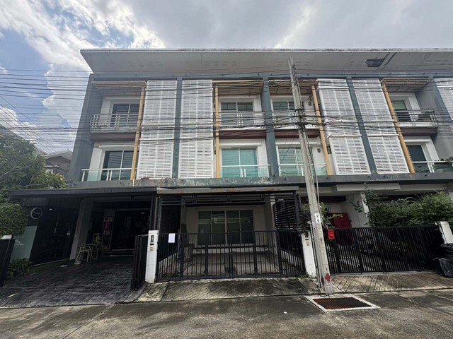 ขายทาวน์เฮ้าส์  หมู่บ้านบ้านชวนชื่น โมตัส-เซ็นโทร ซอยแจ้งวัฒนะ-ปากเกร็ด 41 นนทบุรี