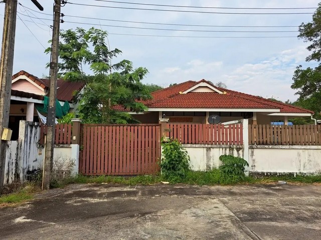 ขาย บ้านแฝด พลอยไพลิน ตะกั่วป่า ถนน เพชรเกษม ตะกั่วป่า พังงา