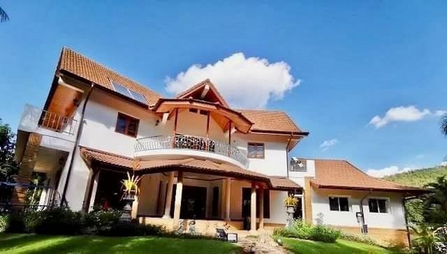 ลดราคาท้าลมหนาว เพียง 39 ล้าน 2-2-61 ตรว. #Poolvilla หลังใหญ่ 3 ชั้น #สไตล์รีสอร์ท #สันกำแพง #วิวดอย ใกล้สนามกอล์ฟ และอ่างเก็บน้ำ