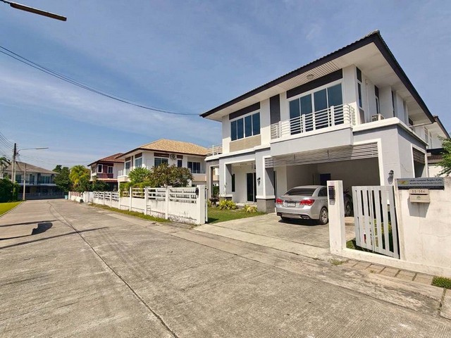 ให้เช่าบ้านเดี่ยว เลควัลเล่ย์ บ่อวิน พร้อมเฟอร์นิเจอร์ครบ 