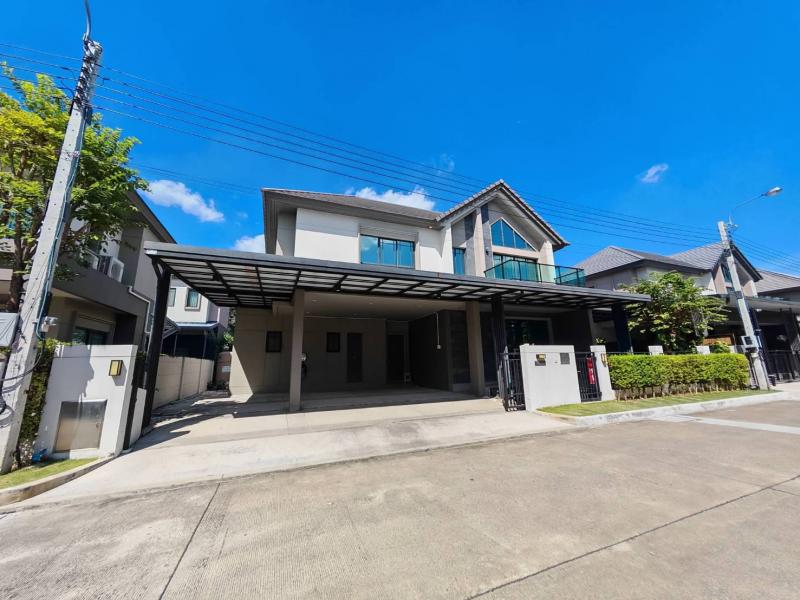  บ้านเดี่ยวไซส์ใหญ่ ราคาดี ทำเลหายาก บางกอก บูเลอวาร์ด รามอินทรา–เสรีไทย 2 เข้า–ออกได้ 2 ทาง ใกล้วงแหวนรอบนอก