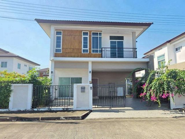 ขายเพียง 6.19 ล้าน #อรสิริน #Belive City Park #สันกำแพง #วิวทะเลสาบ | บ้าน 2 ชั้น สวยสภาพใหม่ | พร้อมอยู่ทันที ทำเลพรีเมียม #ติดวงแหวนรอบ3