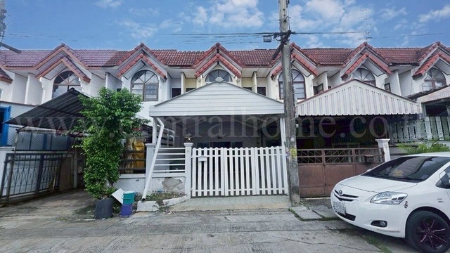 จองด่วน ทาวน์เฮ้าส์ บ้านเพชรไพลินวิลล์ ซอยพระยาสุเรนทร์ 30 คลองสามวา