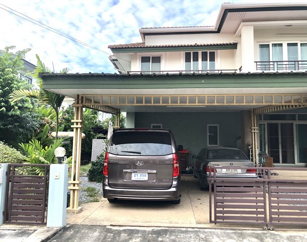 ขายบ้านเดี่ยว 2 ชั้น โครงการ The Water House (กาญจนาภิเษก) เอกชัย – บางบอน 3บ้านใหญ่ พื้นที่เยอะ ราคาดีที่สุดในโครงการ! บนพื้นที่กว่า 79 ไร่ มีเพียง 175 ยูนิต ให้ความเป็นส่วนตัวสูงรายละเอียด •  ขนาดที่ดิน 114 ตารางวา• 4 ห้องนอน, 3 ห้องน้ำ • ตกแต่งและต่อเติมเพิ่มพื้นที่ใช้สอยกว้างขึ้น เหมาะสำหรับครอบครัวใหญ่• หน้าบ้านกว้าง จอดรถได้ 2-3 คัน สะดวกทุกการใช้งาน• บรรยากาศเงียบสงบ ร่ม�