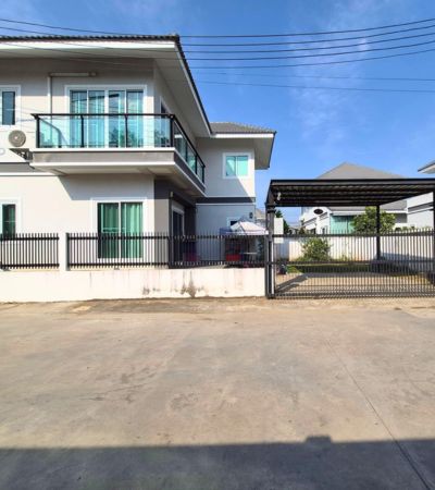 ให้เช่า 20,000 /เดือน* บ้านเดี่ยว (รับสัตว์เลี้ยง)ต.สันนาเม็ง อ.สันทราย จ.เชียงใหม่ถ. เชียงใหม่–ดอยสะเก็ด.บ้านบรรยากาศดี มี สนามหญ้ากว้าง เหมาะกับครอบครัวและคนรักสัตว์หลังตลาดค้าเจริญ เดินทางสะดวก.รายละเอียดบ้าน• 3 ห้องนอน | 2 ห้องน้ำ• พื้นที่ 51 ตร.ว.• แอร์ 3 ตัว• เครื่องทำน้ำอุ่น 1 ตัว• มีเฟอร์นิเจอร์: เตียง / ตู้ / โซฟา / โต๊ะทานข้าว• พื้นที่รอบบ้านกว้าง เหมาะเลี้ยงสัตว์