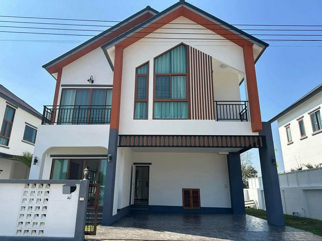 ขาย 2.79 ล้านบาท 50 ตรว. บ้านเดี่ยว 2 ขั้น 3 นอน 3 น้ำ #หนองแหย่ง #สันทราย