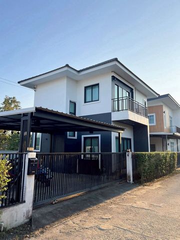 โซนสันผีเสื้อ ขายเพียง 3.49 ล้าน บ้านเดี่ยว 2 ชั้น บ้านสวยพร้อมอยู่ ใจกลางเมืองเชียงใหม่ #เฟอร์นิเจอร์ครบ #หิ้วกระเป๋าเข้าอยู่ได้ทันที