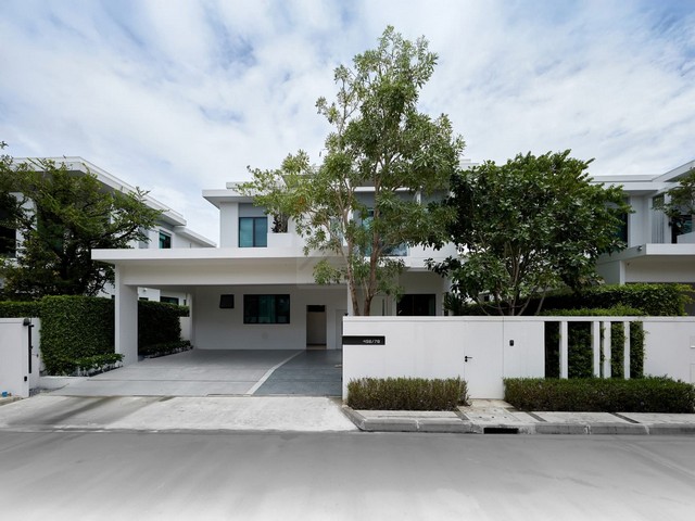 ให้เช่าบ้านเดี่ยว 2 ชั้น 76 ตรว. 4 ห้องนอน มัณฑนา บางนา กม 15 ติดสโมสร ติดถนนใหญ่บางนา บ้านเลขที่สวย รวยทรัพย์ ใกล้สนามบินสุวรรณภูมิ