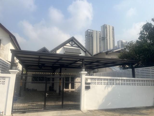 ให้เช่า บ้านเดี่ยว 3ห้องนอน 2ห้องน้ำ ซอยนาคนิวาส48 หมู่บ้านเลิศอุบล4 เหมาะอยู่อาศัย ใกล้ สตรีวิทย์ โชคชัย4 