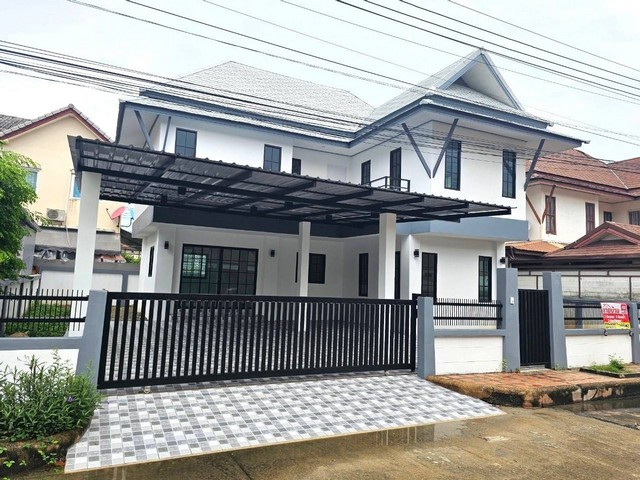 ขายบ้านเดี่ยว 2 ชั้น รีโนเวทใหม่ทั้งหลัง ลำลูกกา คลอง 4 ปทุมธานี 63 ตร.ว.