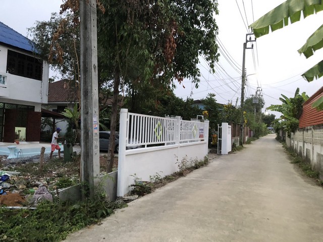 รวมบ้านที่ดินดีงามเพื่อคุณ  บ้านปูน 1 ชั้น ต.บางเลน อ.บางใหญ่ 100 วา แหล่งเจริญ  นนทบุรี เนื้อที่ ราคาคุยได้ค่ะ