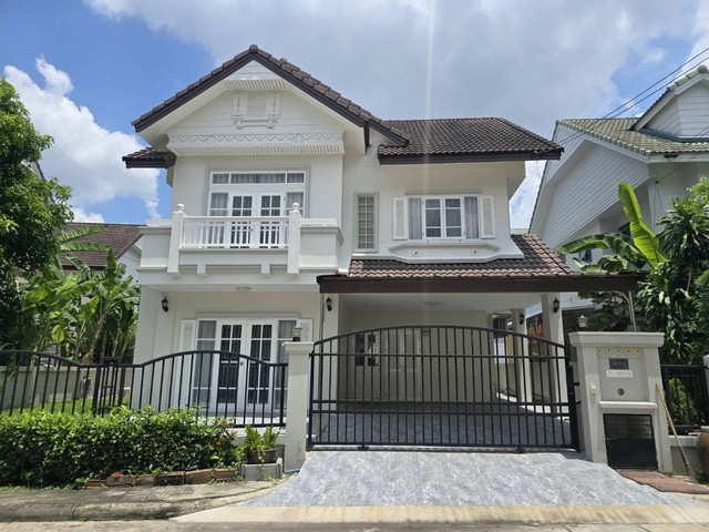 ให้เช่าบ้านเดี่ยว 2 ชั้น รามคำแหง 190/1 ใกล้รถไฟฟ้าสายสีส้ม เฟอร์ครบ 40,000