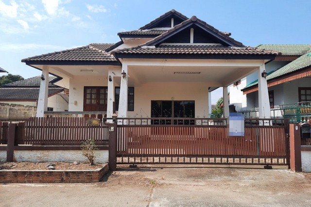 ขายบ้านเดี่ยว  จิตต์อารี วิลล์ 2 ซอย 6 ถนนพหลโยธิน ลำปาง