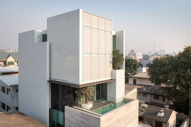 โฮมออฟฟิศ 5 ชั้น พร้อมลิฟต์โดยสารและสระว่ายน้ำส่วนตัว 550ตร.ม. พหลโยธิน อินทามระ 15