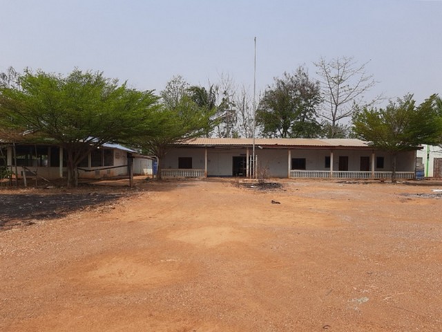 ขายที่ดินพร้อมสิ่งปลูกสร้าง ถนนลำนารายณ์ - เพชรบูรณ์ อำเภอศรีเทพ จังหวัดเพชรบูรณ์