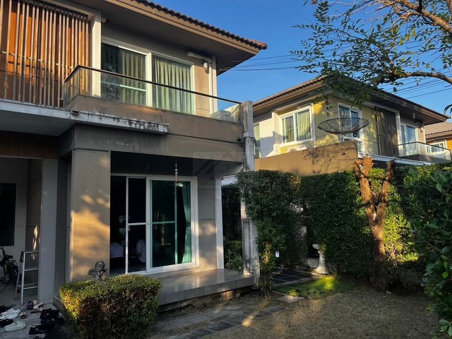 ให้เช่าบ้านเดี่ยว 2 ชั้น 55 ตรว. 3 ห้องนอน หมู่บ้านมัณฑนา เลค วัชรพล ถนนสุขาภิบาล 5 ใกล้สารสาสน์วิเทศสายไหม